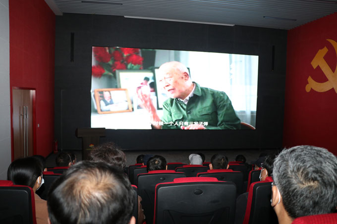 IMG_0049.jpg IMG_0049.jpg